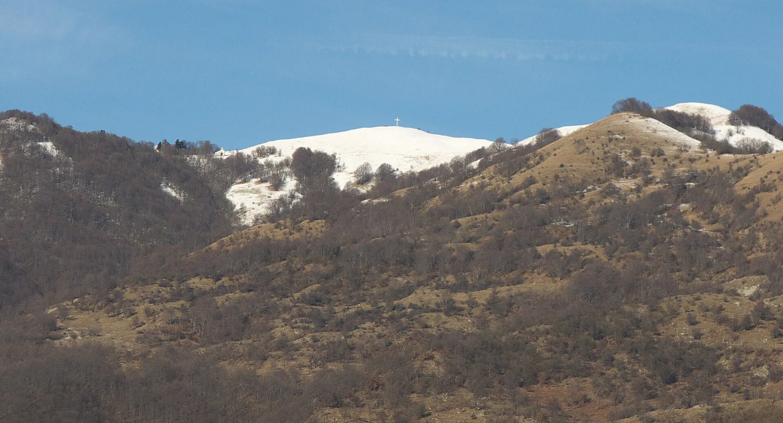 Monte Antola e dorsali boscate dell’Appennino ligure